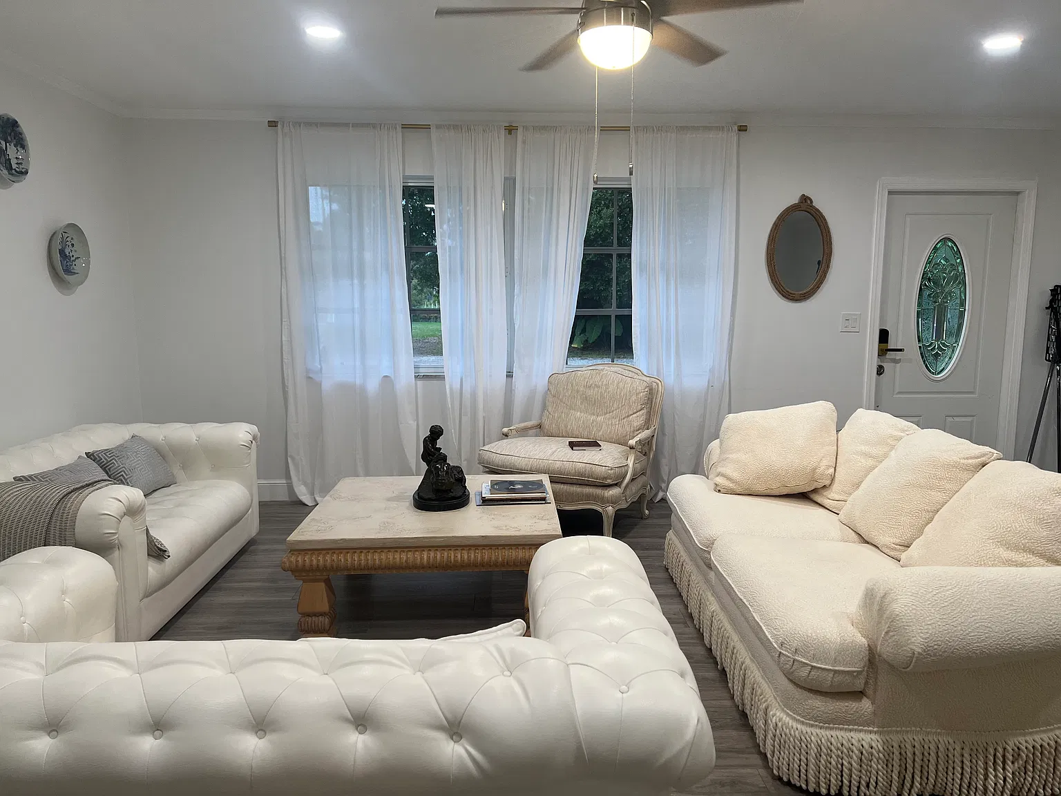 3 bed, 1450 sqft, $3,390 — Photo 3