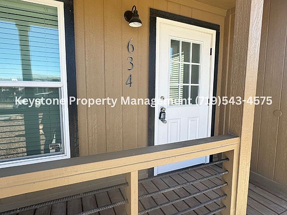2nd image of 632 & 634 Edna Ln #634