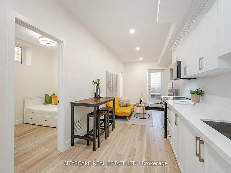 2 B Holmstead Ave — Photo 37