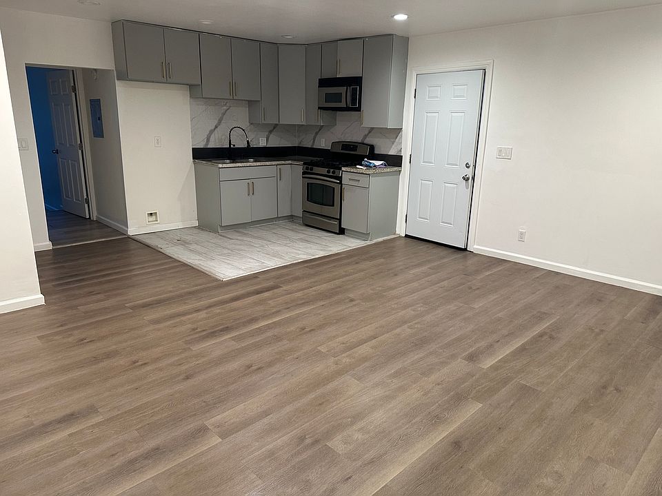 2nd image of 3515 Community Ave