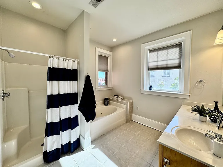 429 W York St #3A — Photo 29