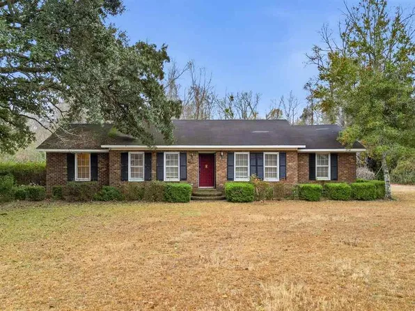 1359 Woodland Dr, Kingstree, SC 29556