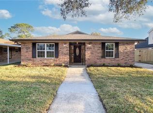 10310 Chevy Chase Dr, New Orleans, LA 70127