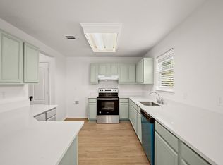 600 Sheep Trail Dr, Kyle, TX 78640
