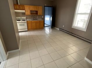217 Delaware St, Elizabethport, NJ 07206