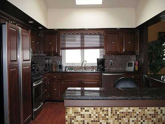 2nd image of 234 Crown Ave
