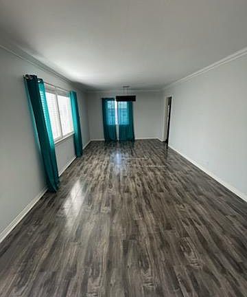 4th image of 20 Bay Shore Ave APT 5