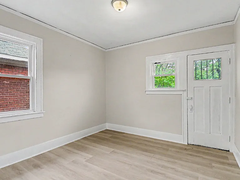 3027 Tuxedo St — Photo 17