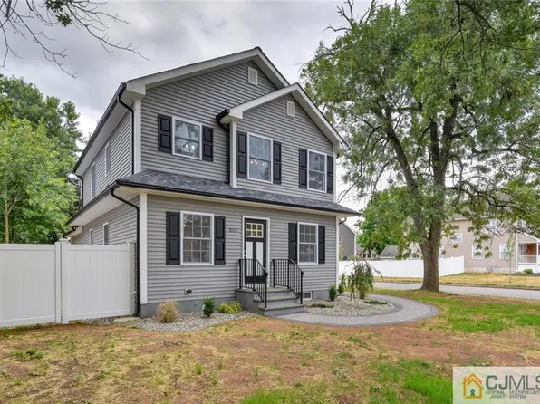 800 Drake Ave, Middlesex, NJ 08846