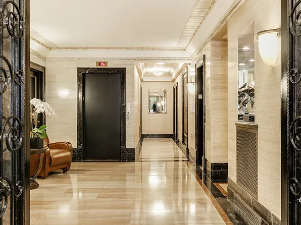 433 East 51st Street image 2 of 2