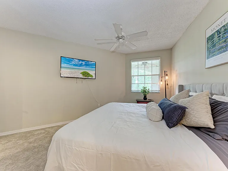 5601 Bentgrass Dr #304 — Photo 28