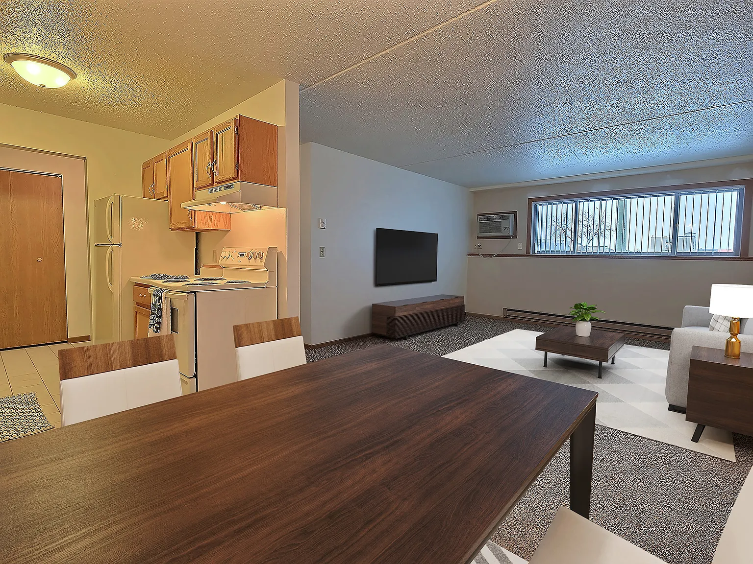 Alden Pines — Photo 2
