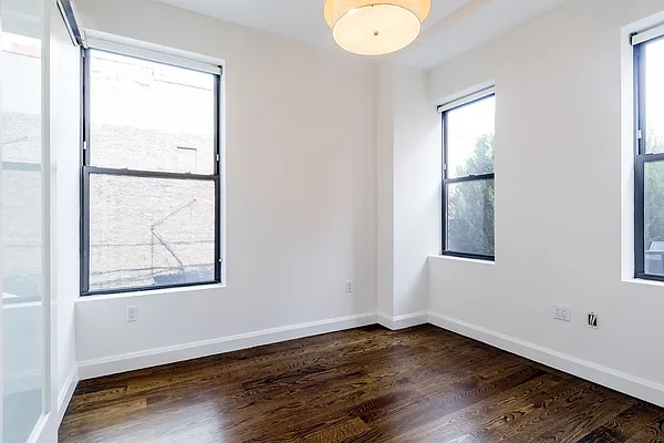 Rented by Town Residential | media 23