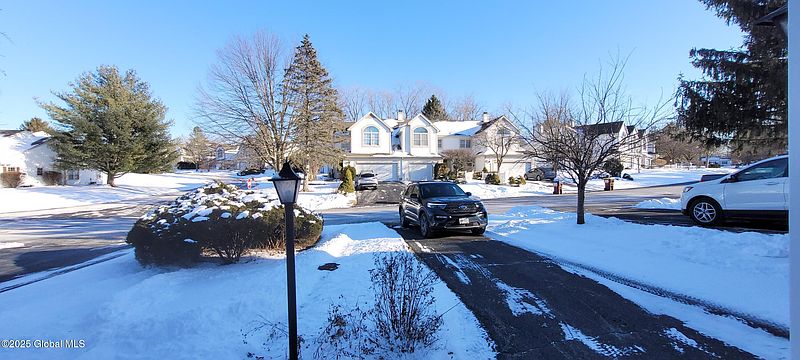 2nd image of 21 Malibu Hill