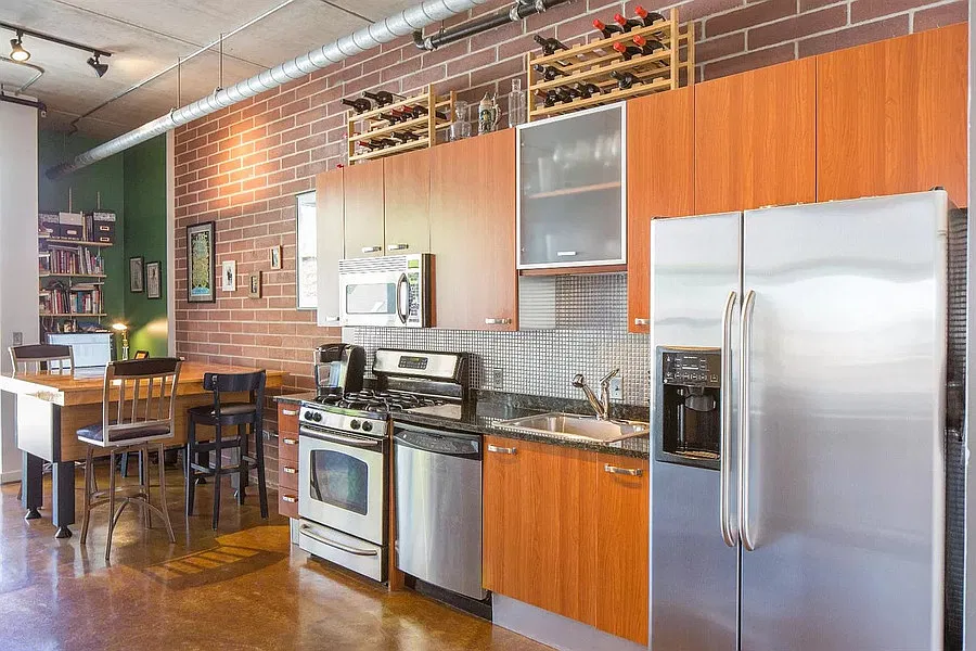2 bed, 970 sqft, $3,700 — Photo 1