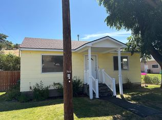 320 S Court St, Heppner, OR 97836
