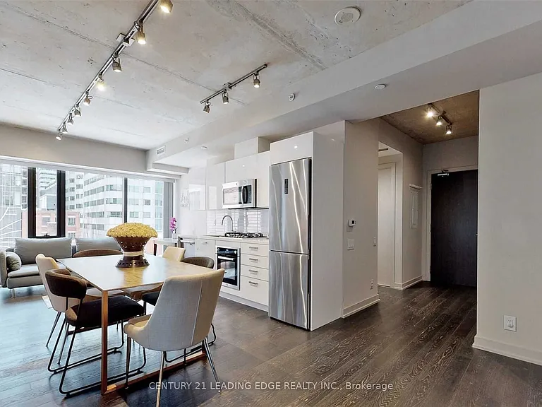 11 Charlotte St #308 — Photo 16