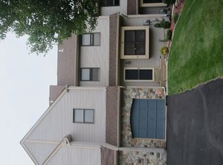 80 Bellwood Dr, Feasterville Trevose, PA 19053