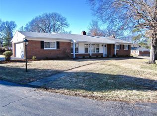 1401 Lawnwood Dr, Saint Louis, MO