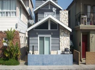 908 W Balboa Blvd, Newport Beach, CA 92661