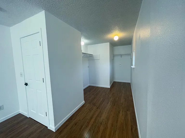5502 S Alaska St #B — Photo 17