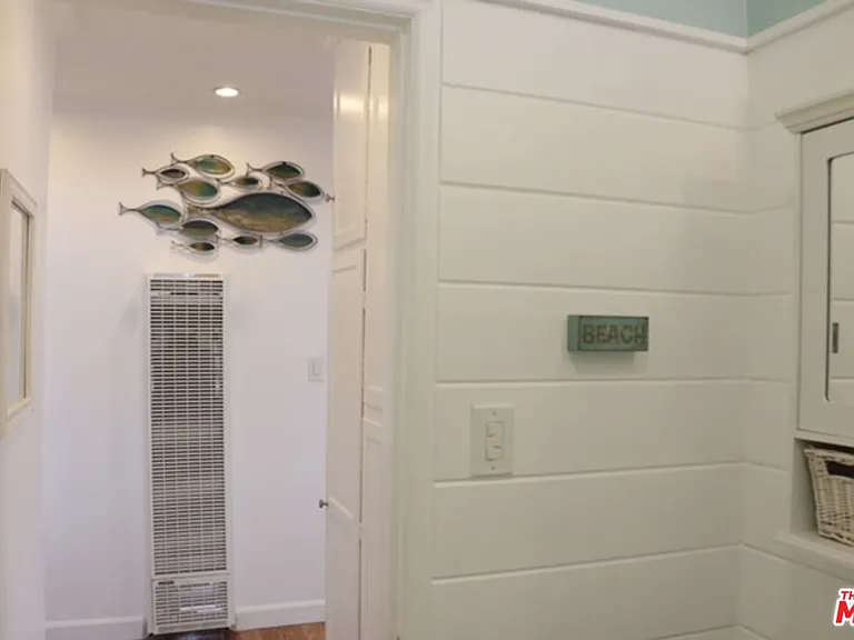 12840 Walsh Ave — Photo 8