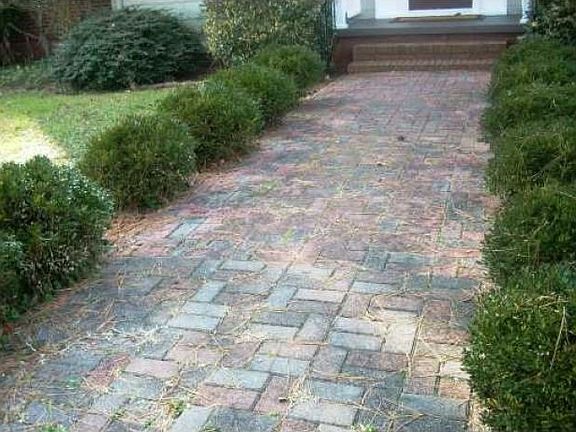 2nd image of 216 Wilson Dr