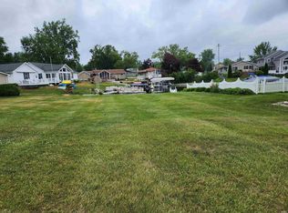 Hatchery Road Road 725 #&-726, Syracuse, IN 46567