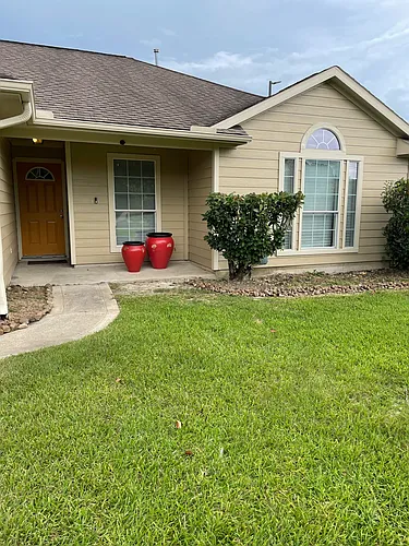 7222 Wade Rd Photo 1