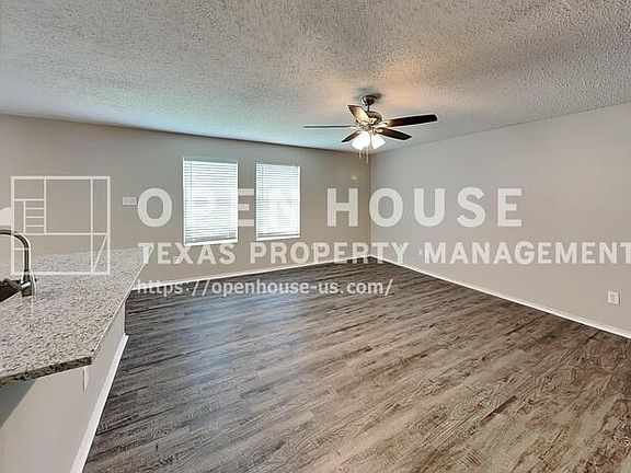 3rd image of 4900 Parkview Hills Ln
