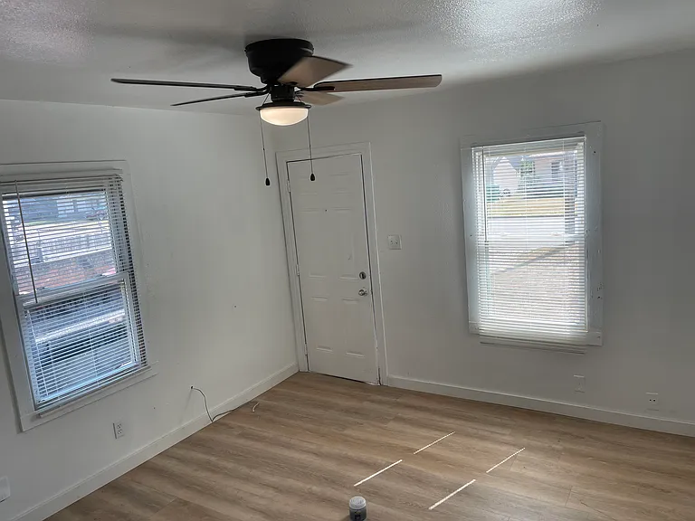 213 N Bermuda St #1 — Photo 3