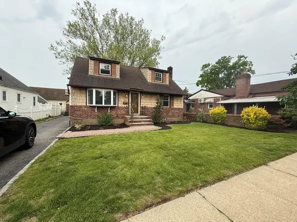 1491 Kiefer Avenue, Elmont, NY 11003