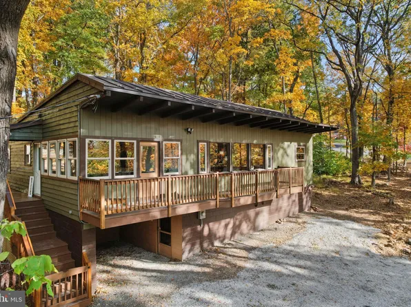 381 Club House Rd, Front Royal, VA 22630