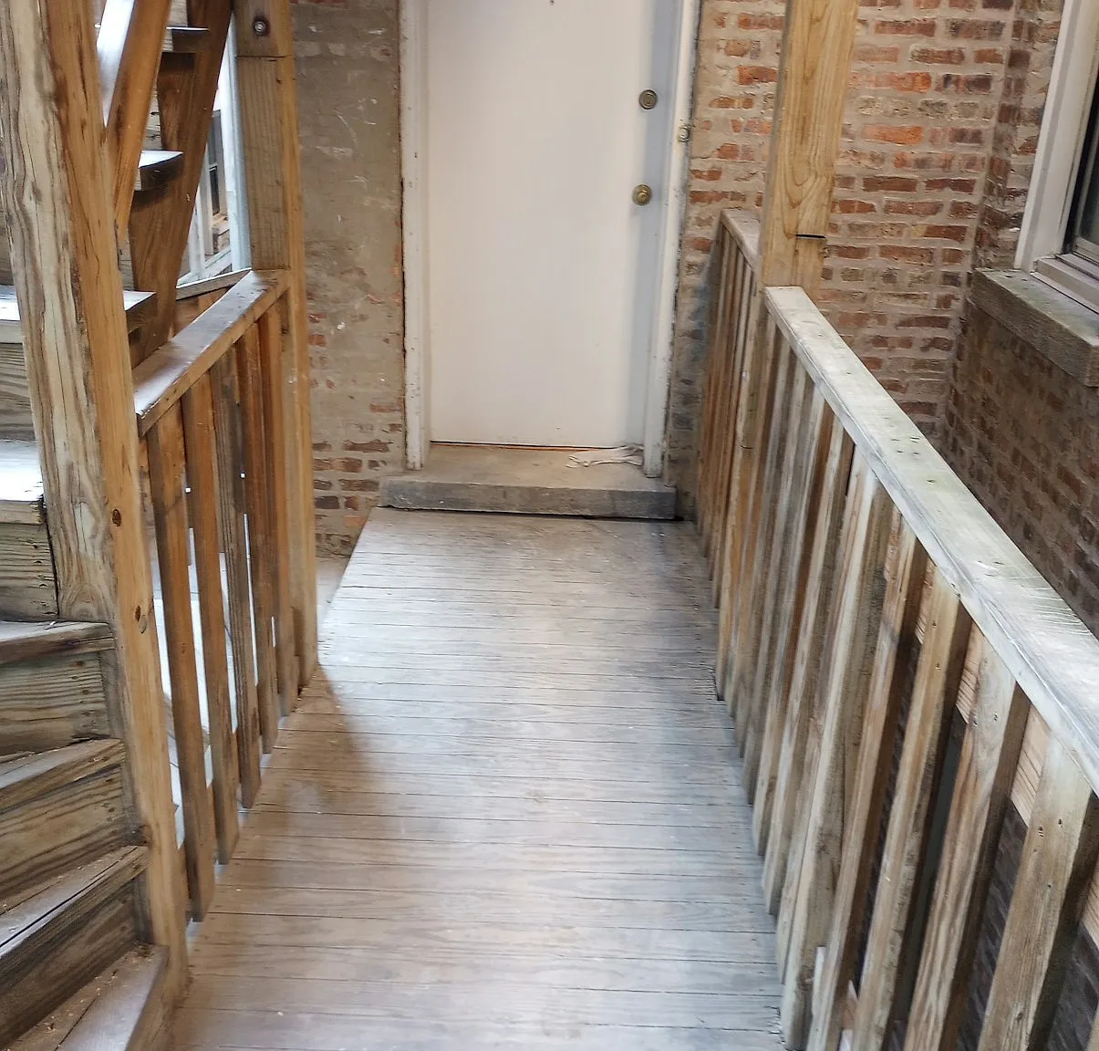 5662 North Ridge Avenue, Unit 2N — Photo 4