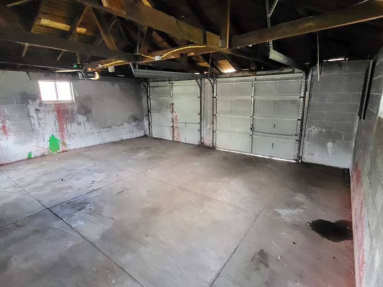 1527 N Chester Ave — Photo 18