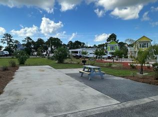 816 Haven Ct, Carrabelle, FL 32322