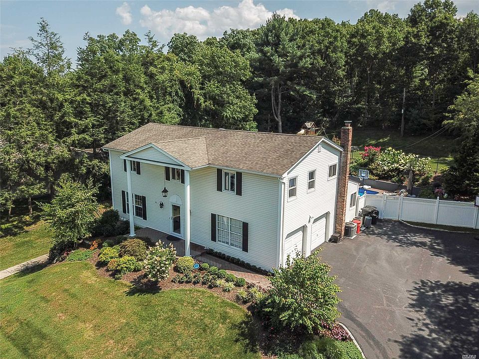 44 Oakside Rd, Smithtown, NY 11787 Zillow
