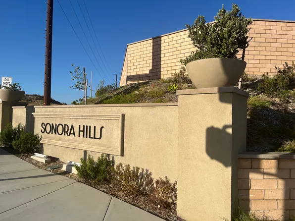 (undisclosed Address), Escondido, CA 92025
