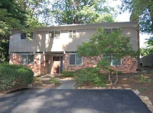 5309 Wapakoneta Rd, Bethesda, MD 20816