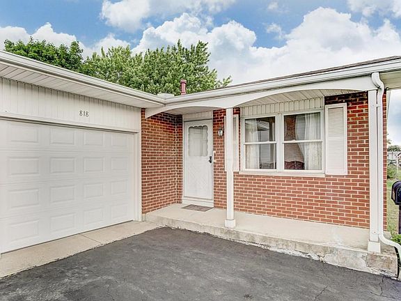 3rd image of 818 Brookdale Dr