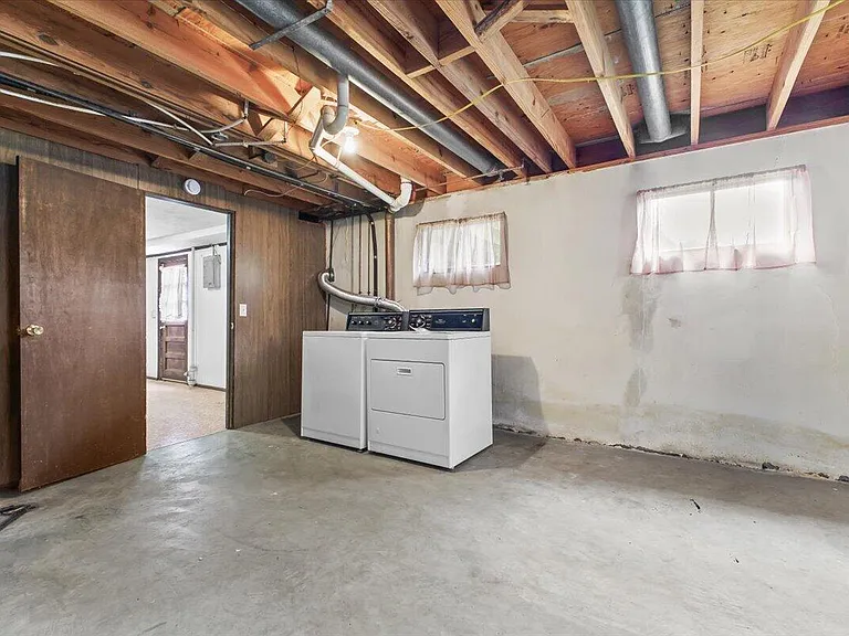 6743 Jasmine Cir — Photo 27