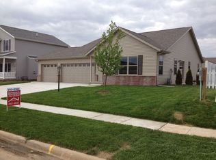 1303 River Birch Dr, Chillicothe, IL 61523