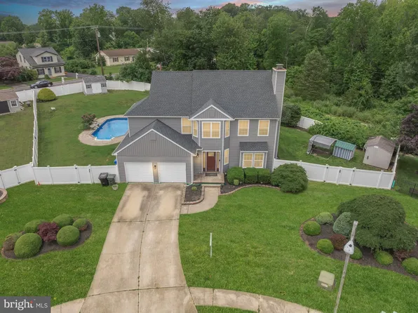 3 Hollybrook Ct, Sewell, NJ 08080