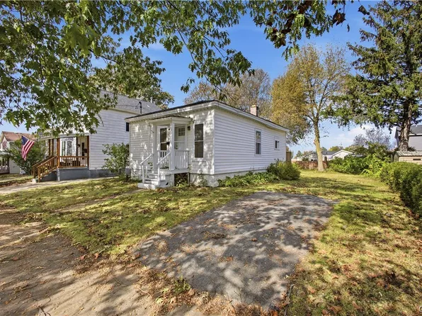219 E Bridge St, Oswego, NY 13126