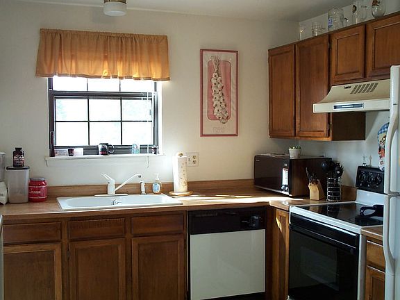 All appliances included!