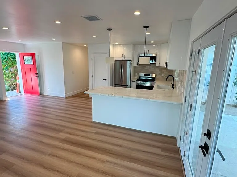 7821 Fairchild Ave — Photo 7