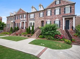 250 Rose Garden Ln, Alpharetta, GA 30009