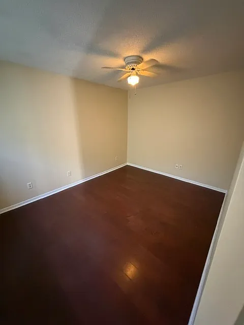 3350 Altamont Rd — Photo 4