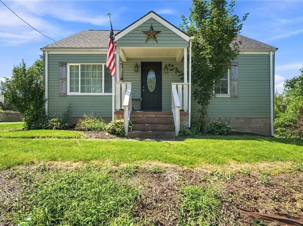 208 Stone Church Rd, Brownsville, PA 15417