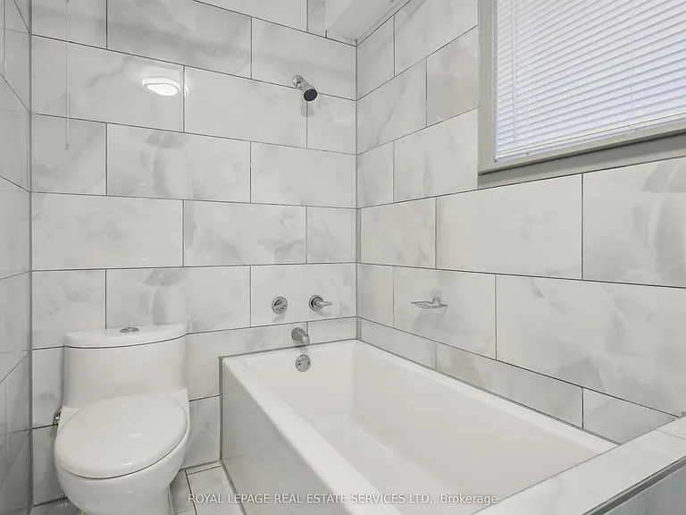 18 33rd St #6 — Photo 18